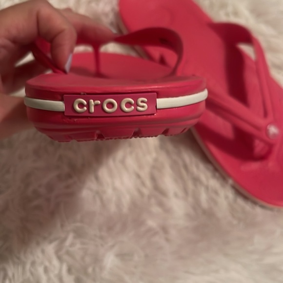 Women’s crocs hot pink men’s size 7 - Picture 5 of 12